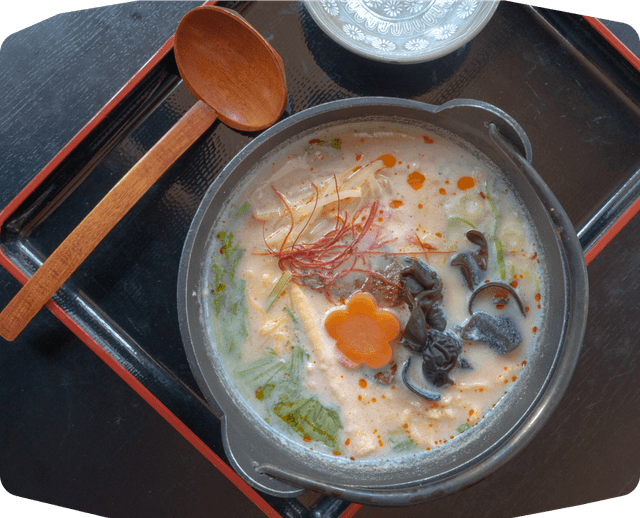 飛騨牛すったて鍋定食の写真